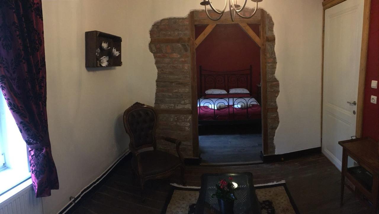 B&b-restaurant Porte De La Lienne Bed & Breakfast 2*